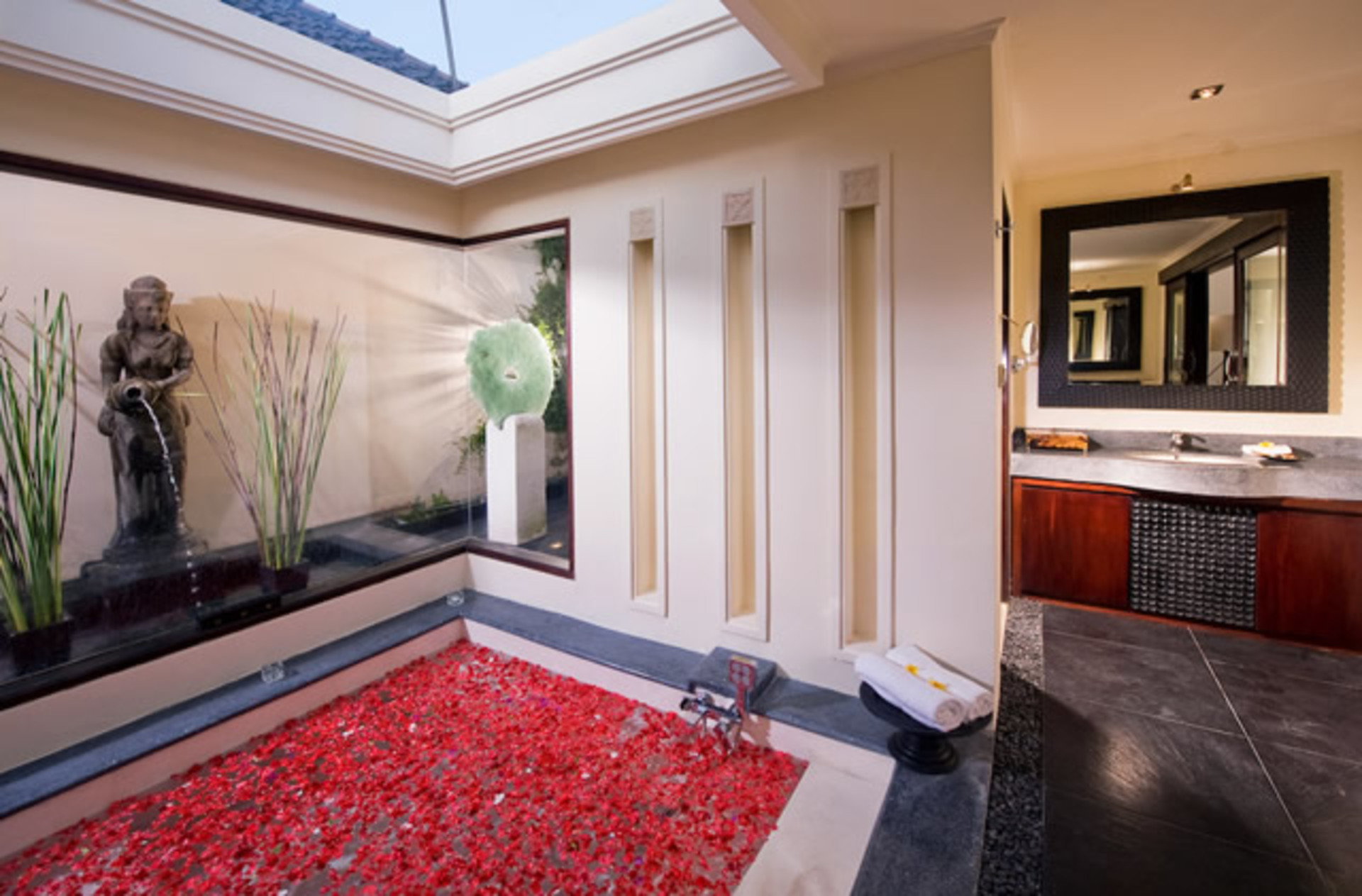 Seaside Serenity with Private Pool – Bali Villa 1016