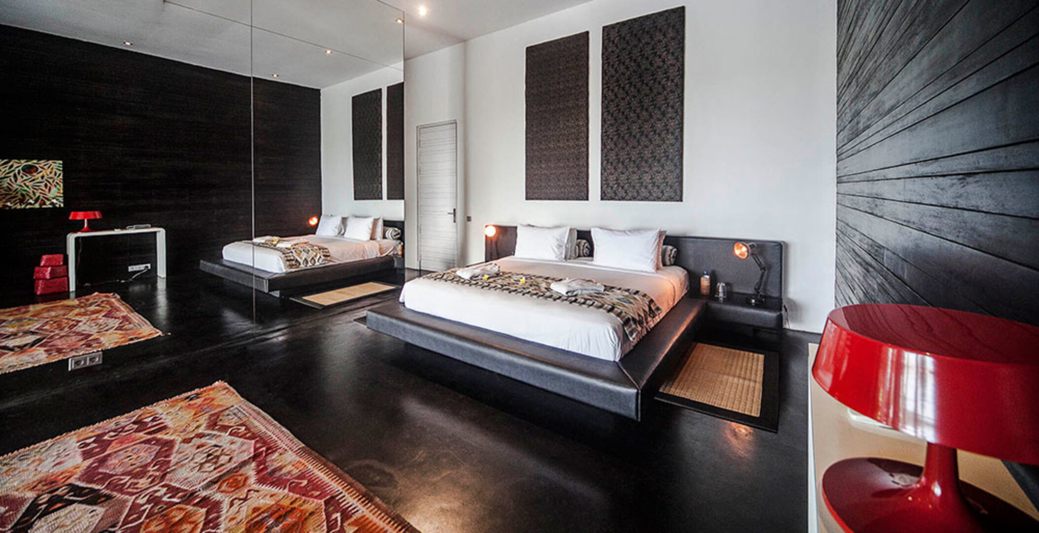 Luxury Villa Escape with Exceptional Staff – 1028