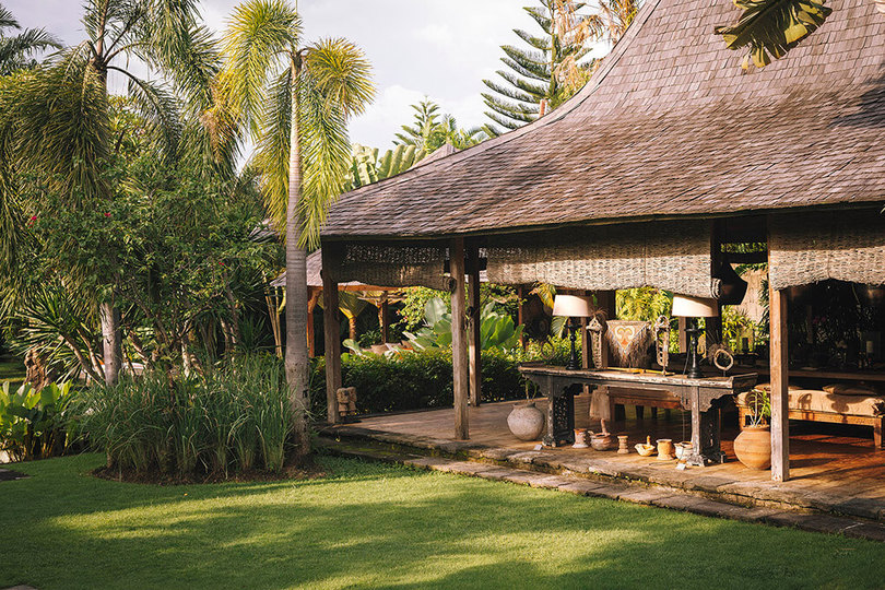 Seaside Luxury with Cultural Charm – Bali Villa 1054