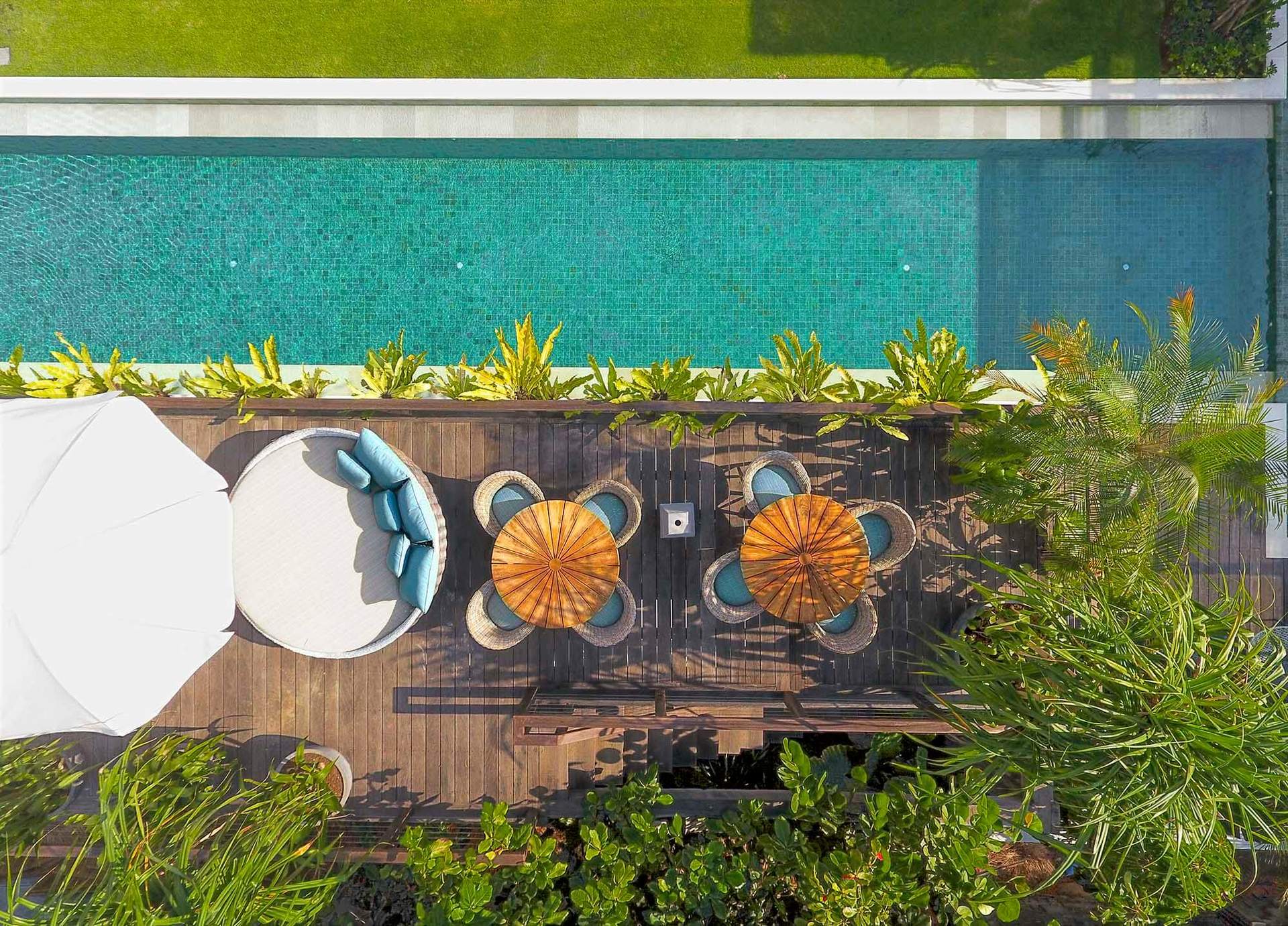 Glamorous Beachside Escape in Seminyak, Bali Villa 1055