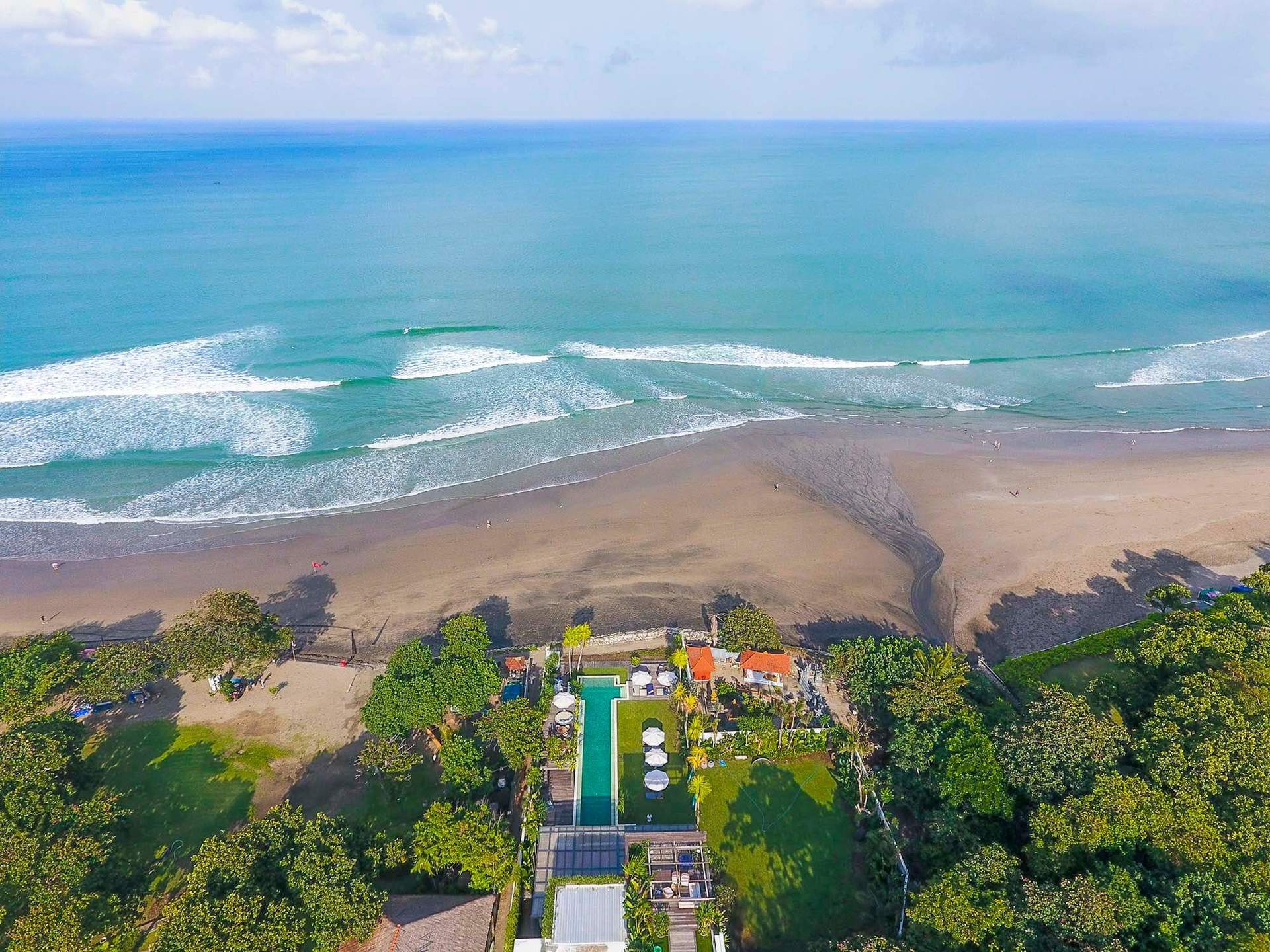 Glamorous Beachside Escape in Seminyak, Bali Villa 1055