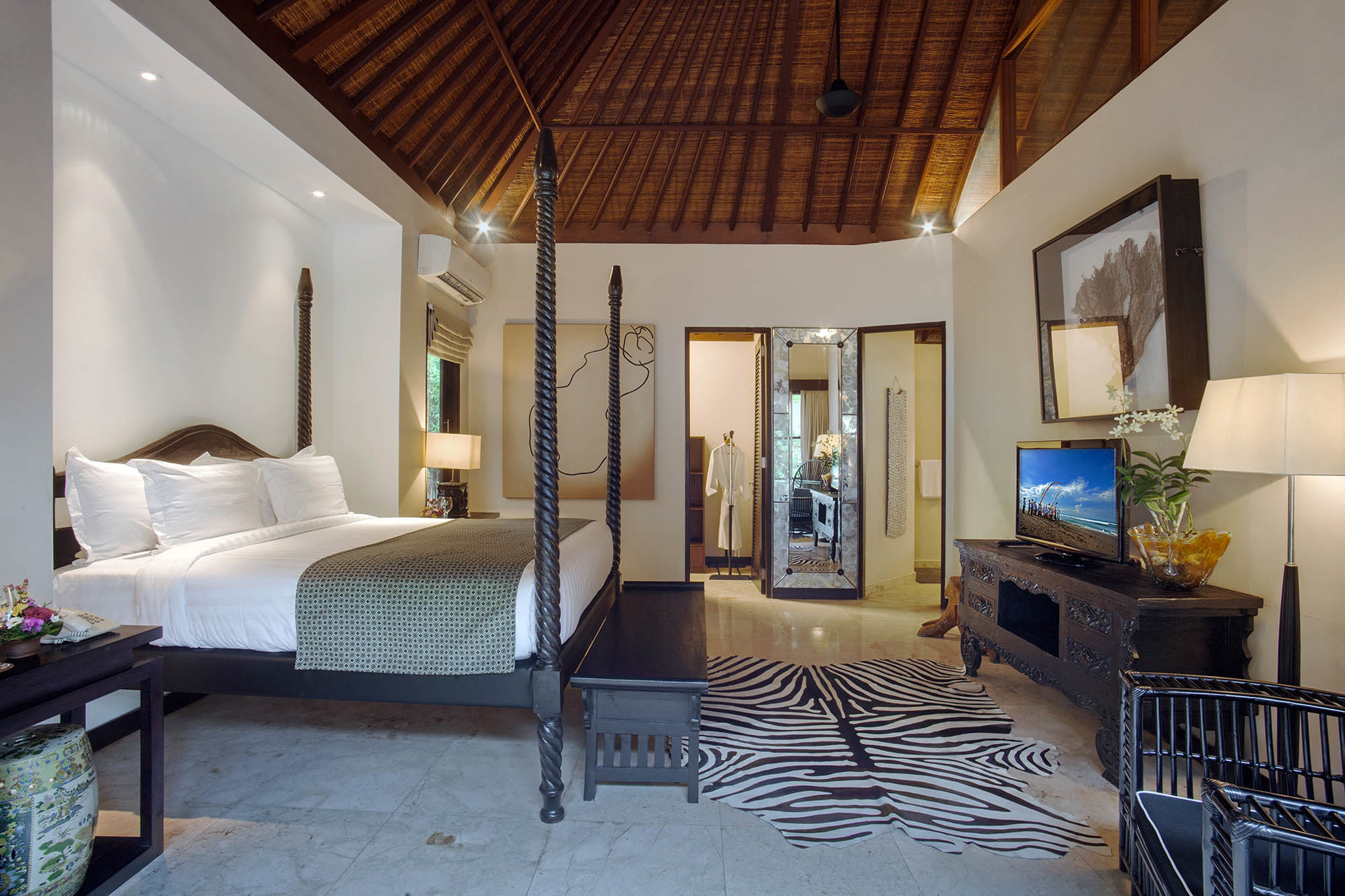 Seaside Bliss and Serenity, Bali Villa 1077