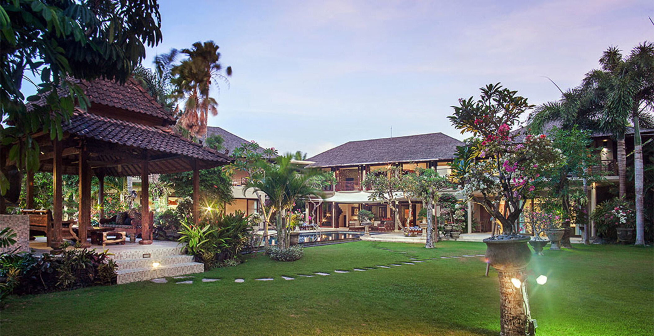 Tranquil Oasis with Ocean Breezes – Bali Villa 1110
