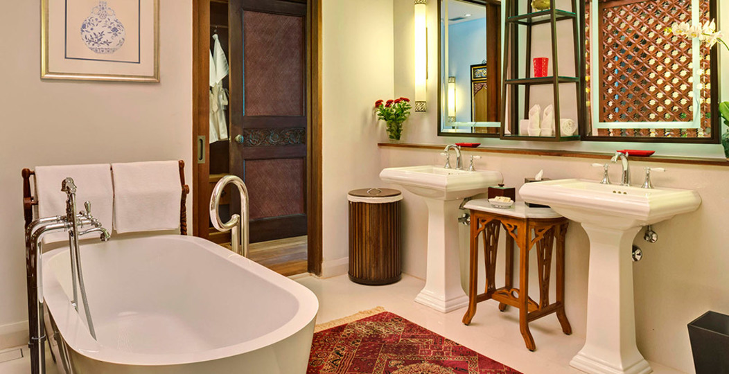 Serene luxury in lush gardens, Bali Villa 1124