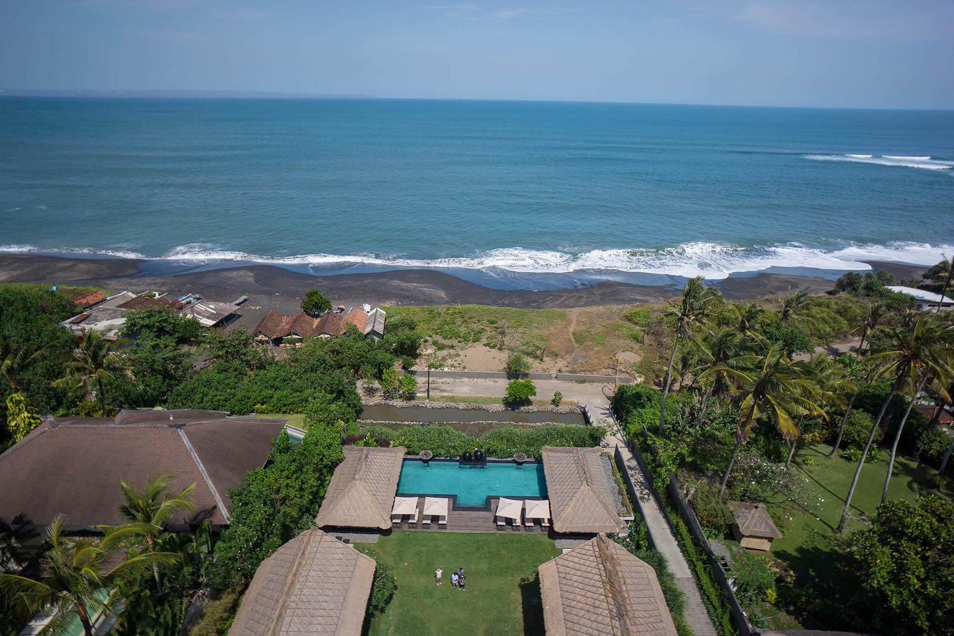 Rent a Luxury Villa in Bali Close to the Beach, Bali Villa 1130