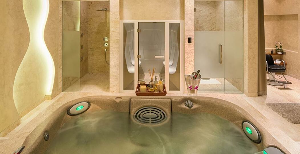 You have Found the Perfect Villa in Thailand for the Ultimate Holiday, Phuket Villa 1015