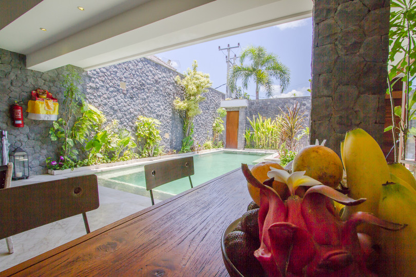 Luxury 2-Bedroom Villa Near Seminyak's Attractions, Bali Villa 1147