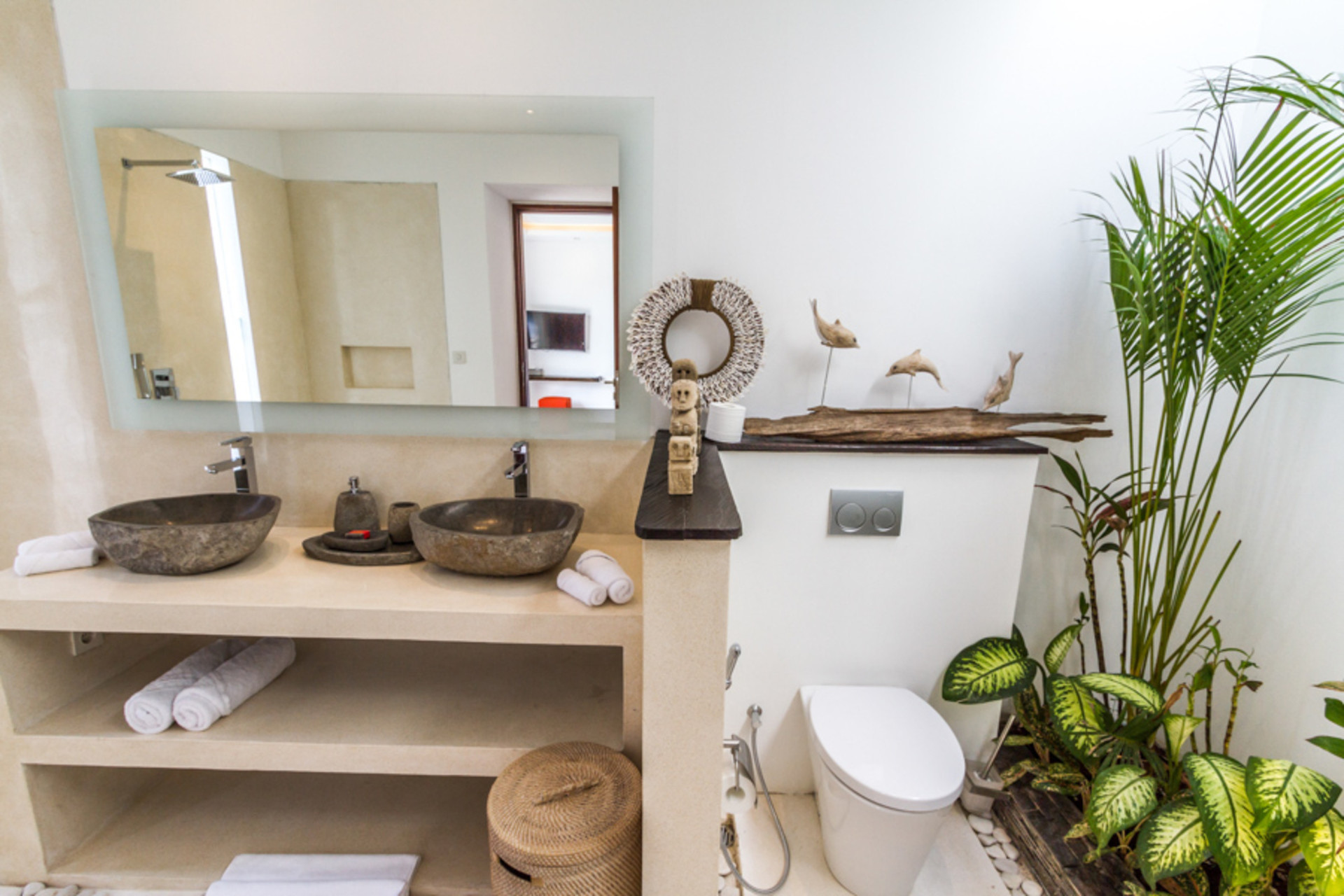 5 Star Private Villa in Seminyak at an Affordable Rate, Bali Villa 1155
