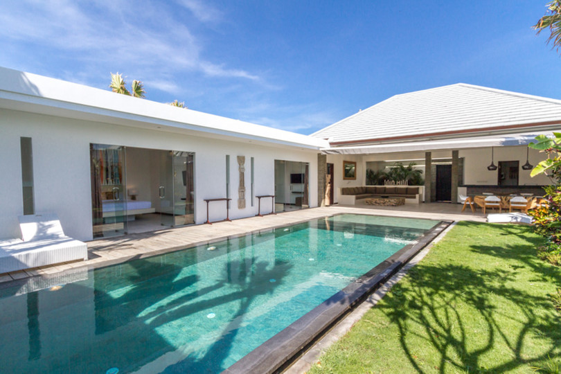 Luxury 3-Bedroom Villa Near Seminyak Attractions, Bali Villa 1157, Seminyak, Indonesia