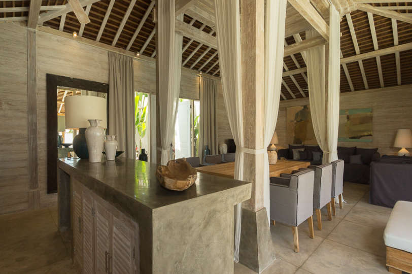 Beautiful 5 Star Holiday Villa in a Prime Location in Kerobokan, Bali Villa 2006
