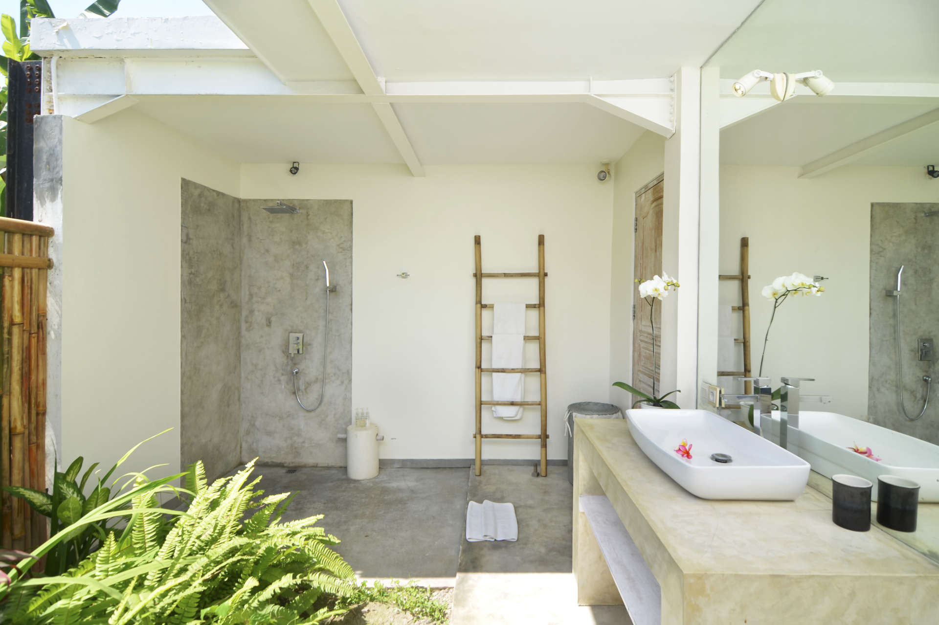 Renting Your Own 5 Star Private Villa at the Best Rate in Canggu, Villa Bali 2018