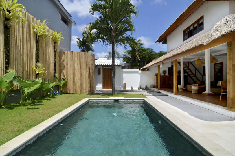 The Complete Guide to Renting Your Exclusive Holiday Villa in Seminyak with Private Pool, Villa Bali 2039, Seminyak, Indonesia