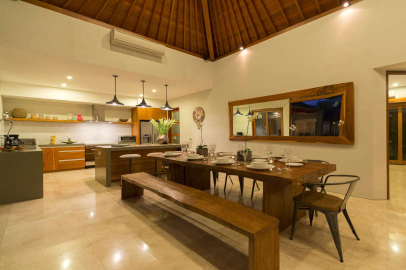 Imagine Your Family Renting a Luxury Holiday Villa Close to Seminyak’s Main Attractions, Villa Bali 2043