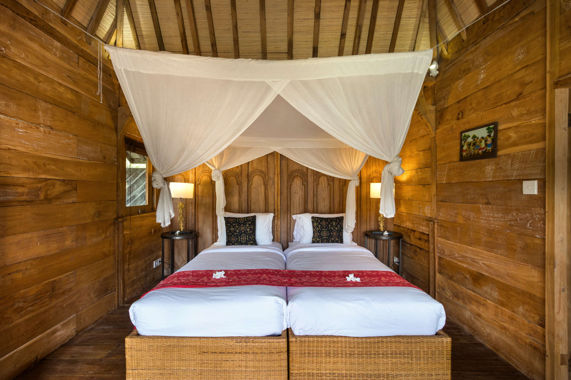 5 Star Villa in Bali, Minutes from the Beach, Bali Villa 2056