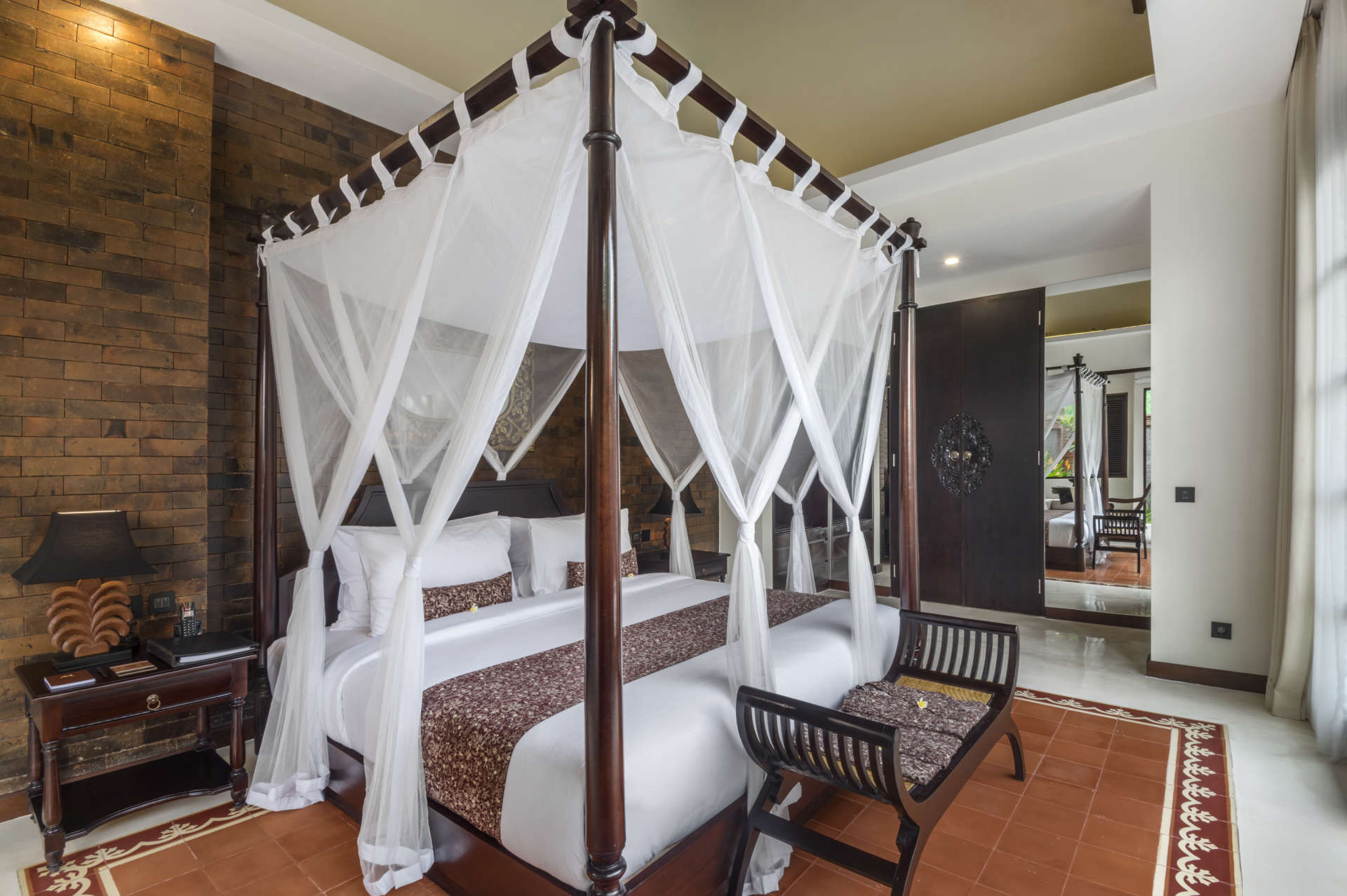 Exclusive Holiday Villa with Private Pool and Staff in Umalas, Bali Villa 2079