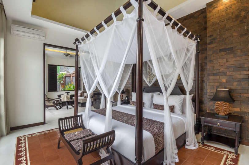Exclusive Holiday Villa with Private Pool and Staff in Umalas, Bali Villa 2079