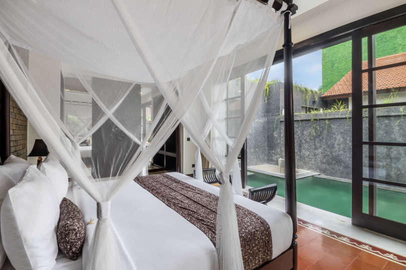 Exclusive Holiday Villa with Private Pool and Staff in Umalas, Bali Villa 2079