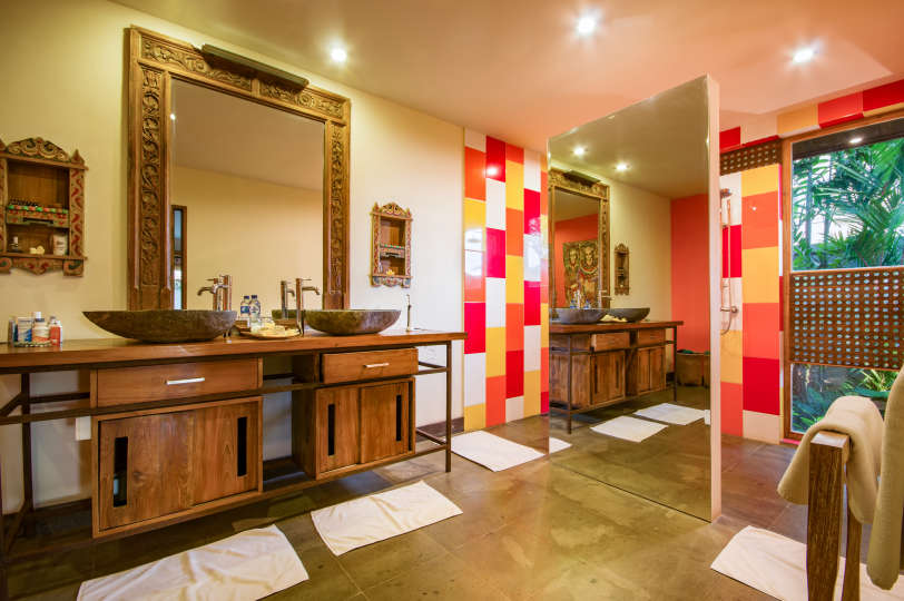 5 Star Villa in Bali, Minutes from the Beach, Bali Villa 2083