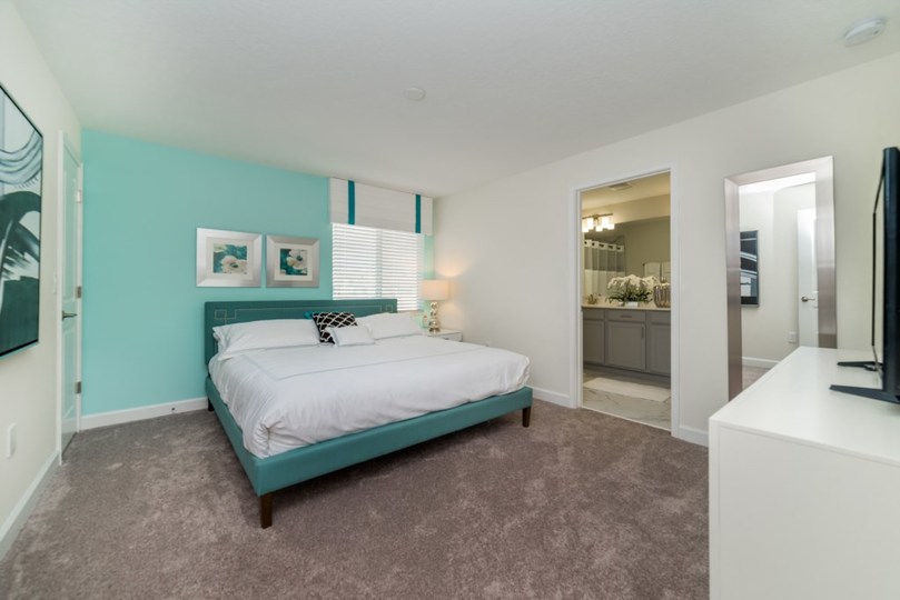 You and Your Family will Love this 5 Star Home with Private Pool on Storey Lake Resort, Townhome Orlando 6414