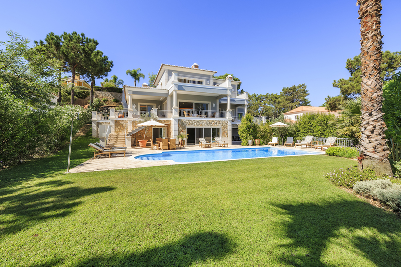 5 Star Villa Cyclamen – Luxury Pools & Spa