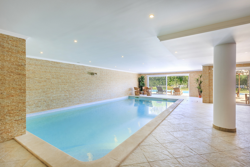 5 Star Villa Cyclamen – Luxury Pools & Spa