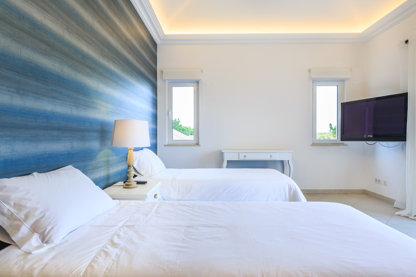 5 Star Villa Cyclamen – Luxury Pools & Spa