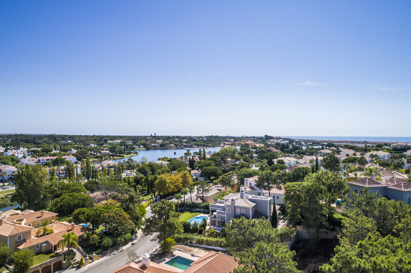 5 Star Villa Cyclamen – Luxury Pools & Spa
