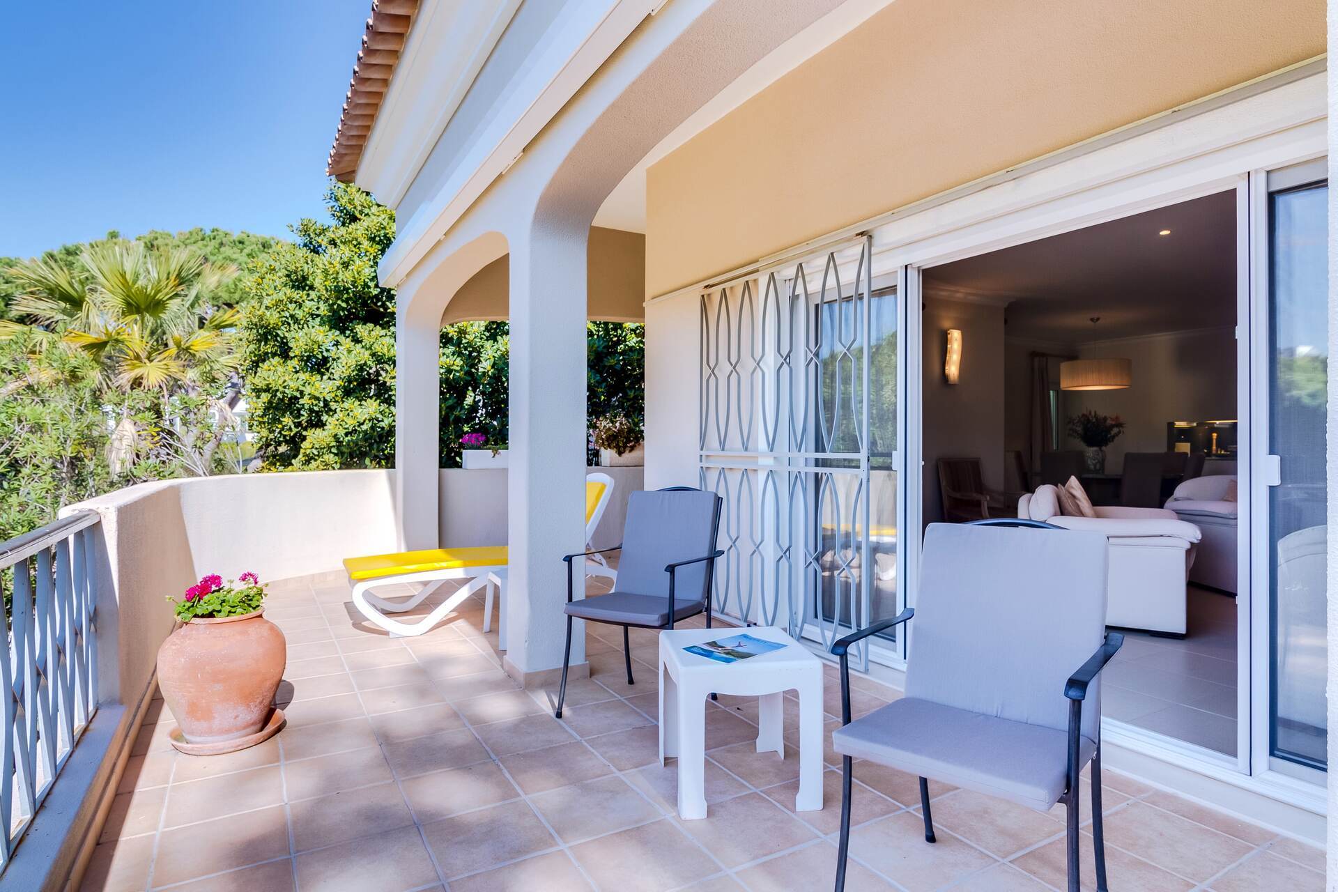 5 Star Villa Amari - Heatable Pool & Private Garden