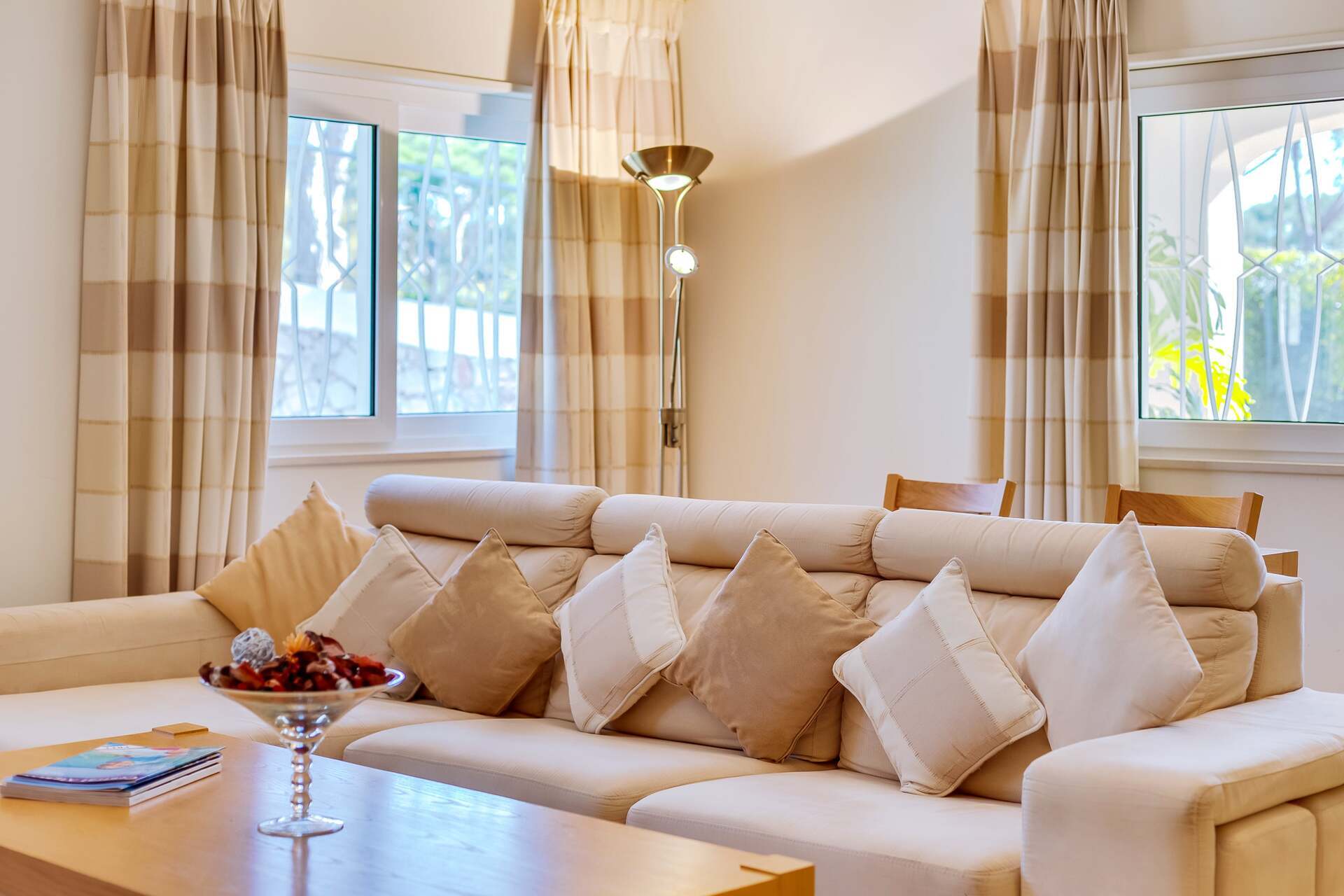 5 Star Villa Amari - Heatable Pool & Private Garden