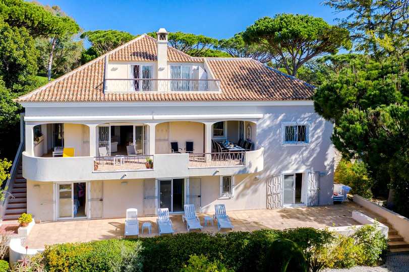 5 Star Villa Amari - Heatable Pool & Private Garden