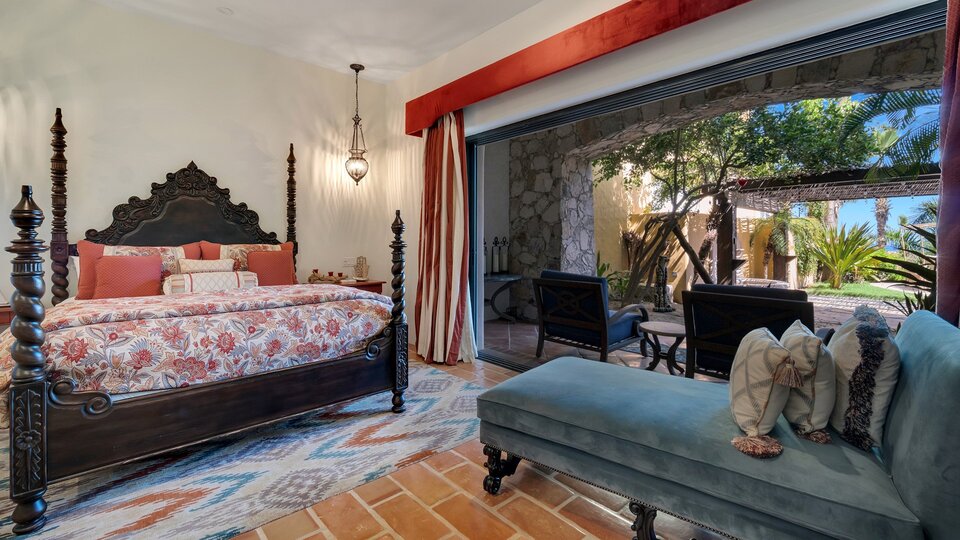 Picture Relaxing Beside Your Private Pool in Cabo San Lucas Reading Your Favourite Book, Cabo San Lucas Villa 1028