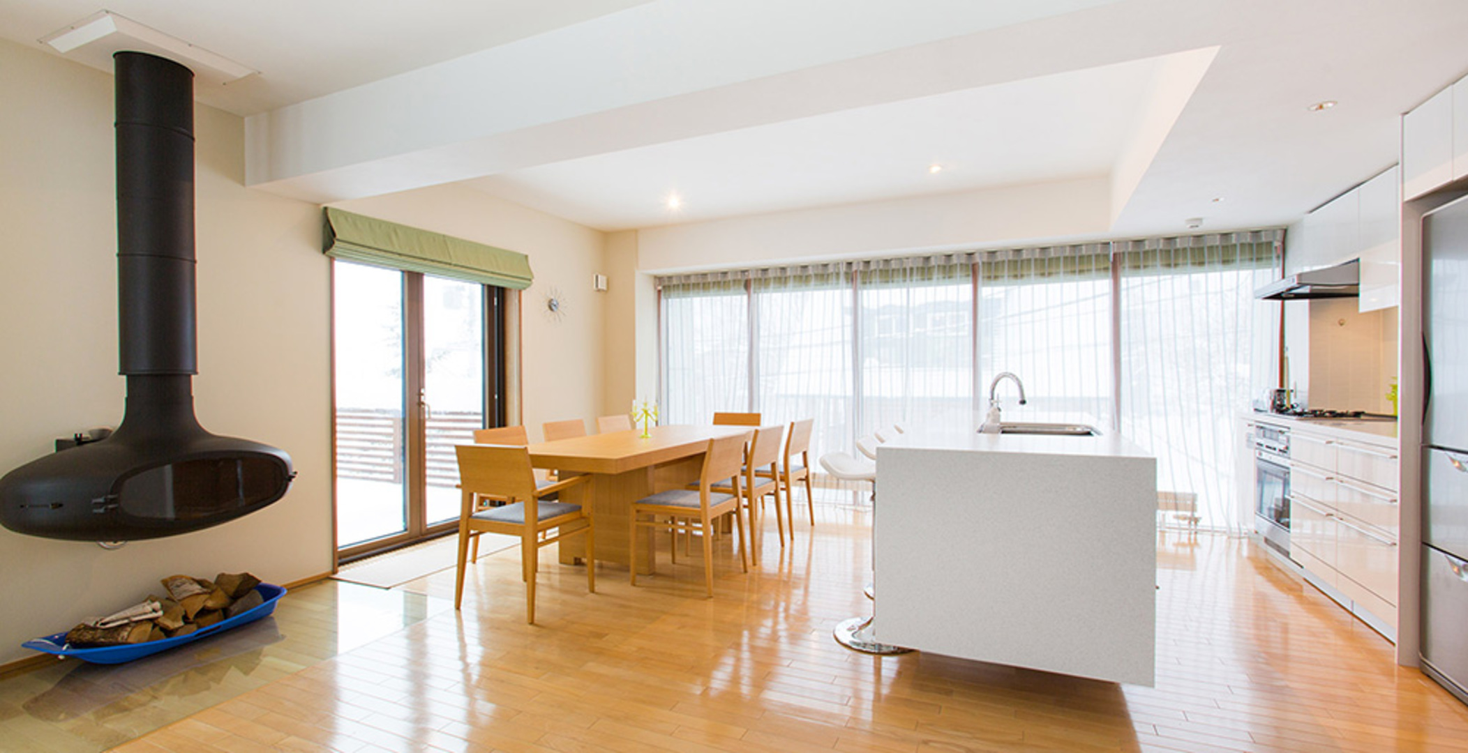 Luxury 4 Bed Ski Chalet in Hirafu, Niseko Chalet 1006