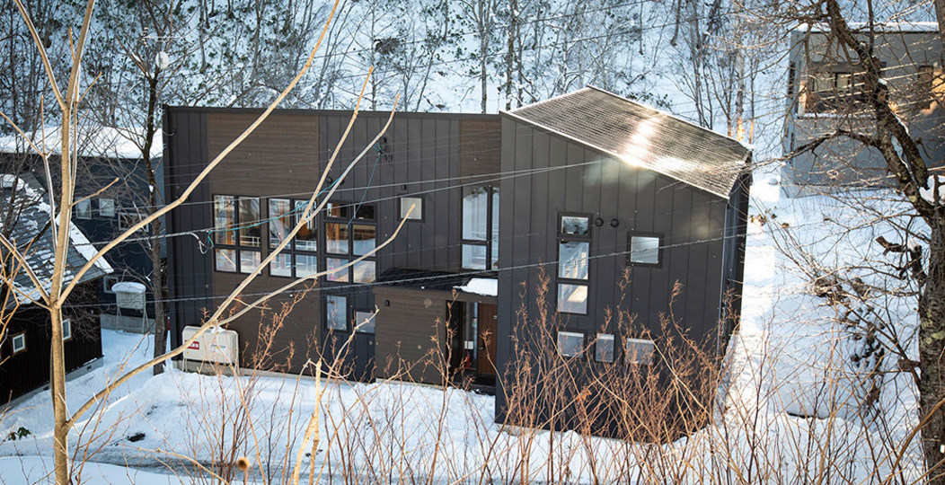 Luxury 2 Bed Ski Chalet with Hot tub, Niseko Chalet 1007