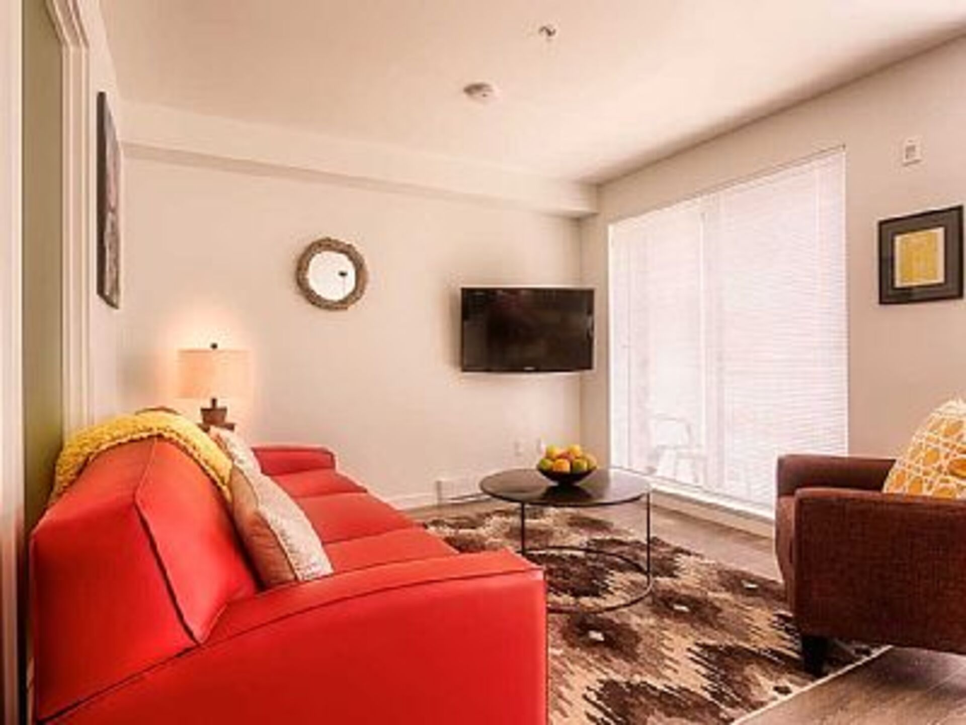 Beautiful 5 Star Home minutes from City Centre, Vancouver Island Apartment 1003