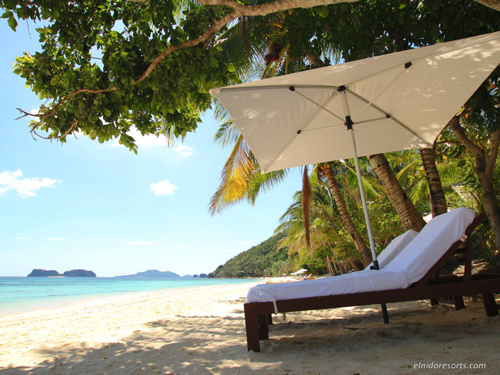 Luxury Beachfront Villa on Pangulasian Island Resort, El Nido Villa 1013