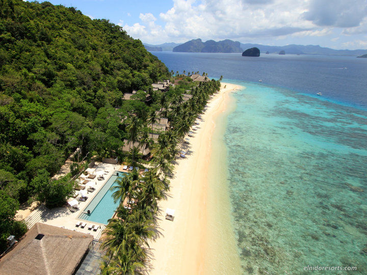 Luxury Beachfront Villa on Pangulasian Island Resort, El Nido Villa 1013