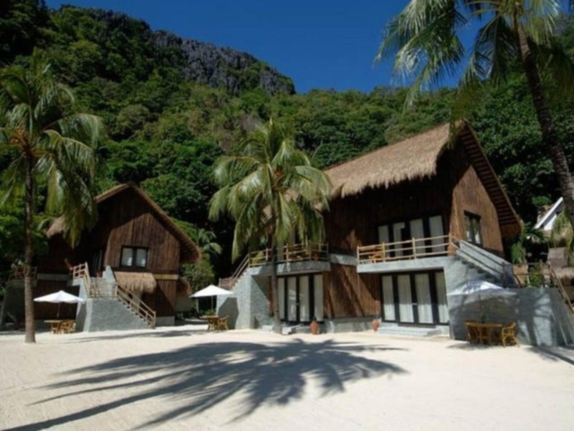 5 Star Exclusive Beachside Cottage on Miniloc Island Resort, El Nido 1004