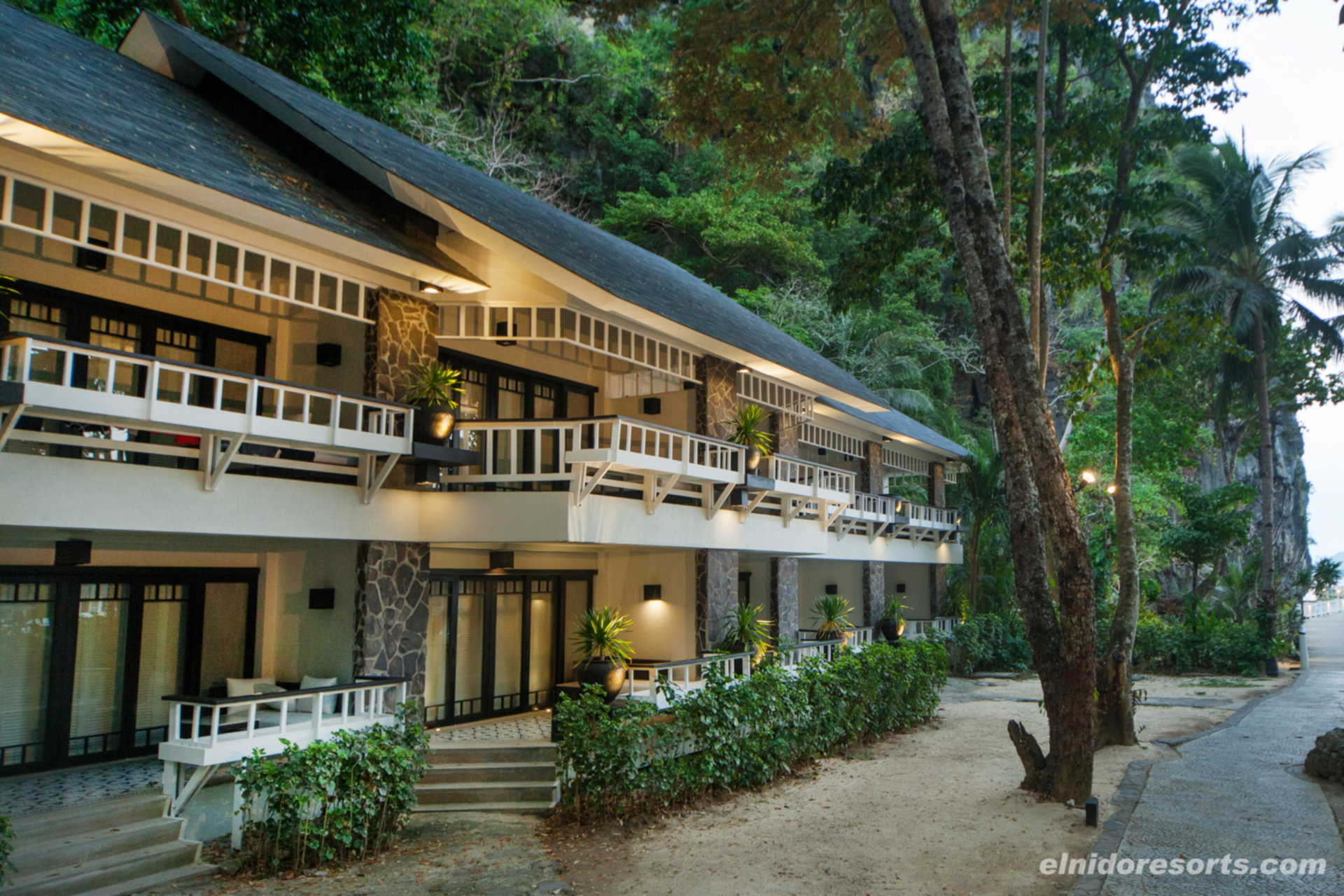 The Ultimate Luxury Forest Cottage on Lagen Island Resort, El Nido Cottage 1007