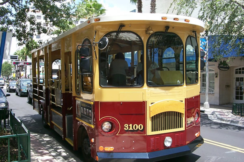 Picture Renting This Beautiful 4 Bedroom Cottage in West Palm Beach, West Palm Beach Cottage 1856