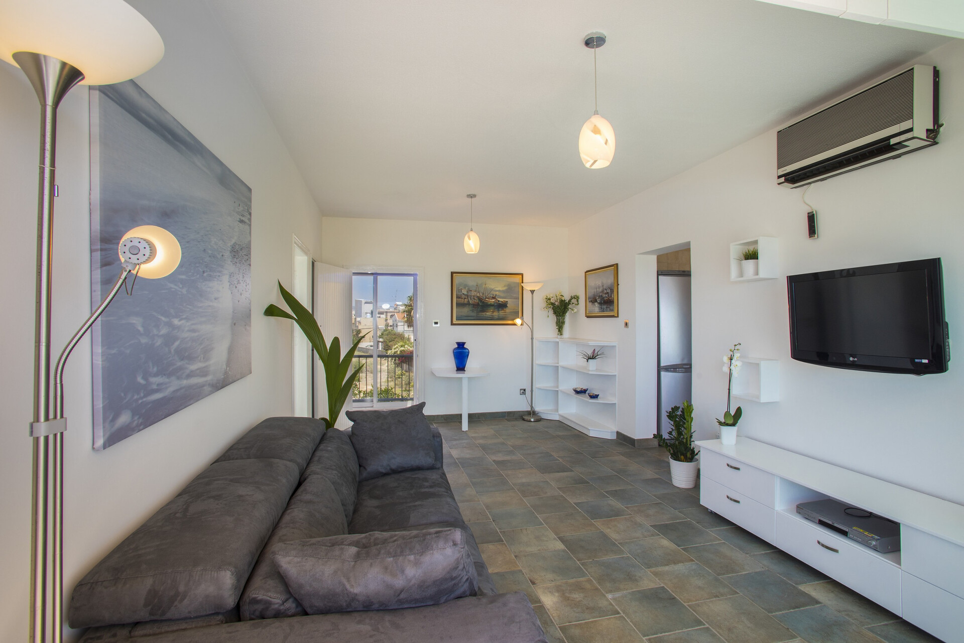 Imagine You and Your Family Renting this Perfect Holiday Apartment minutes from the beach, Larnaca Apartment 1383
