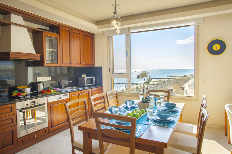 Imagine You and Your Family Renting this Perfect Holiday Apartment minutes from the beach, Larnaca Apartment 1390