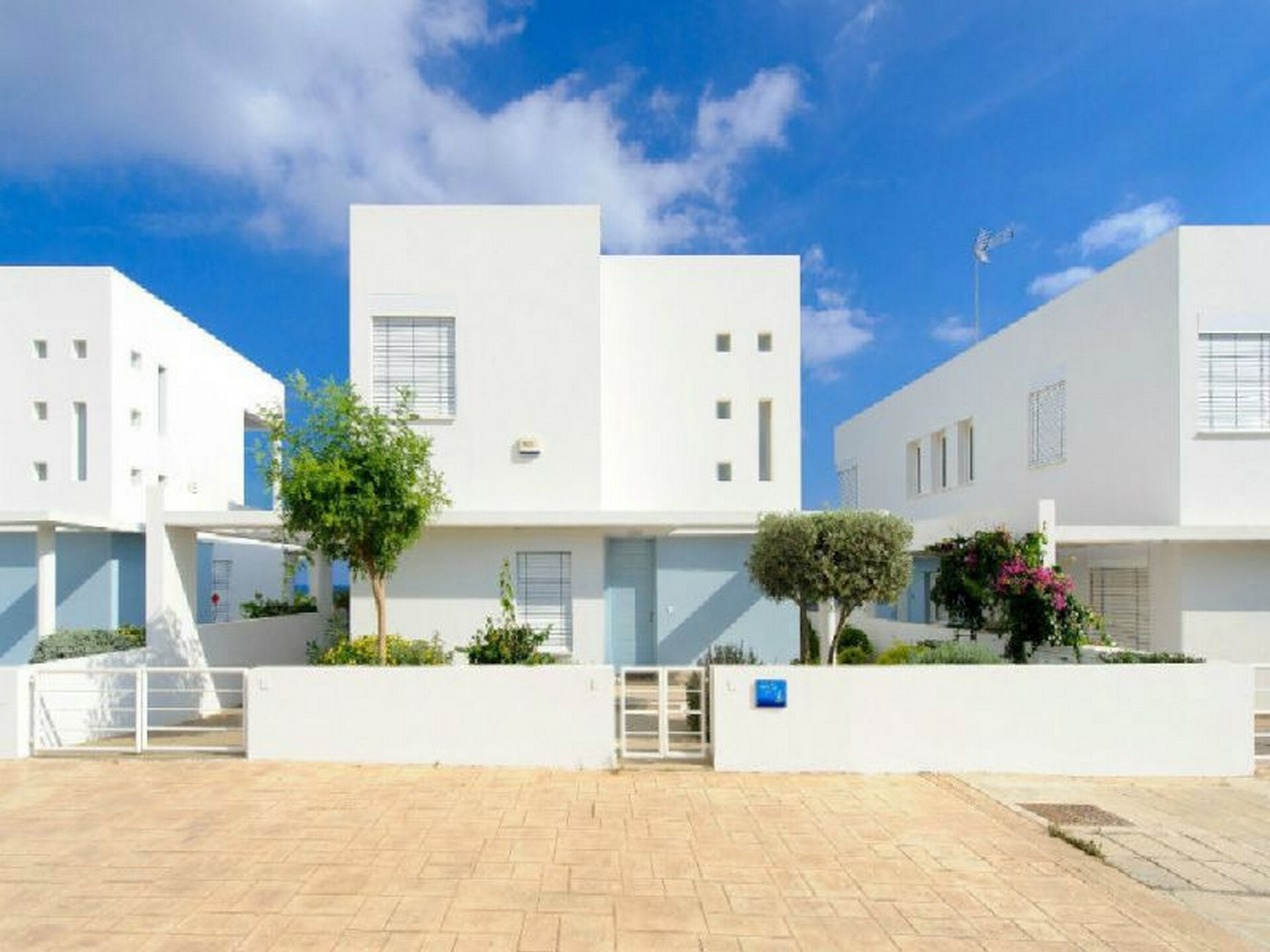 How to Rent Your Own Beachfront Villa, Protaras Villa 1462
