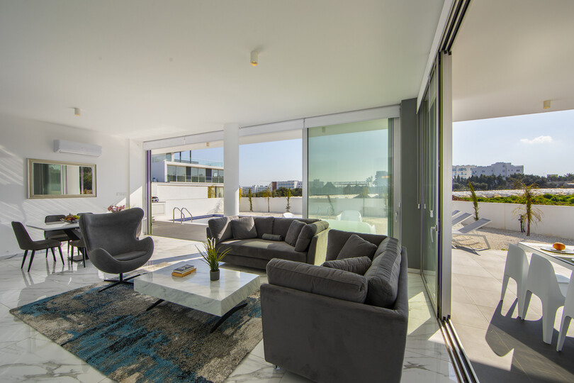 Imagine You and Your Family Renting this Luxury Villa in Protaras, minutes from the Beach, Protaras Villa 1503