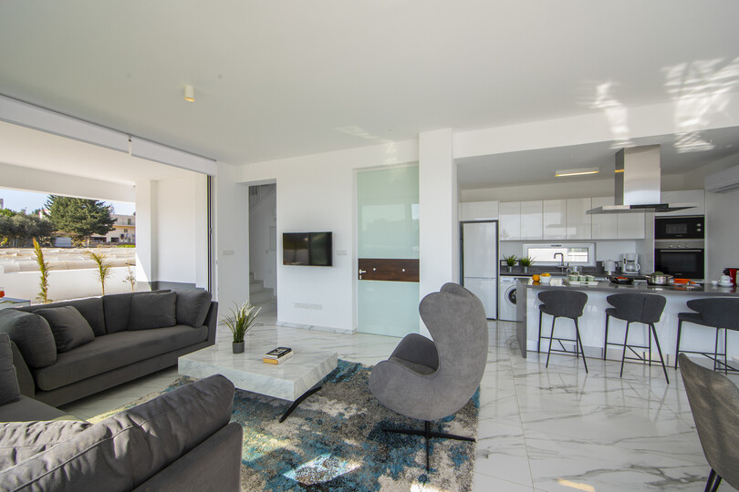 Imagine You and Your Family Renting this Luxury Villa in Protaras, minutes from the Beach, Protaras Villa 1503