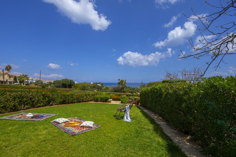 Beautiful Holiday Villa minutes from Sirina Bay, Protaras Villa 1515