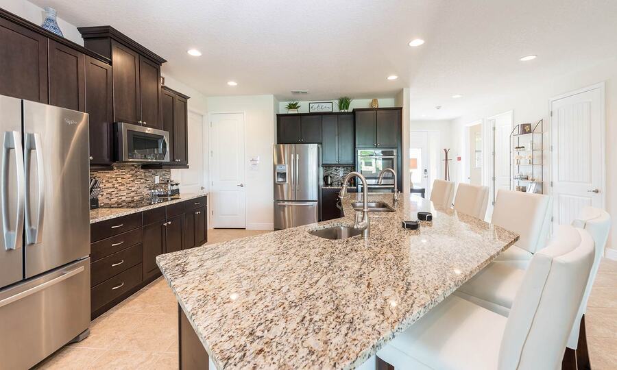 Luxury Villa on Encore Resort at Reunion with a Private Pool, Orlando Villa 4443