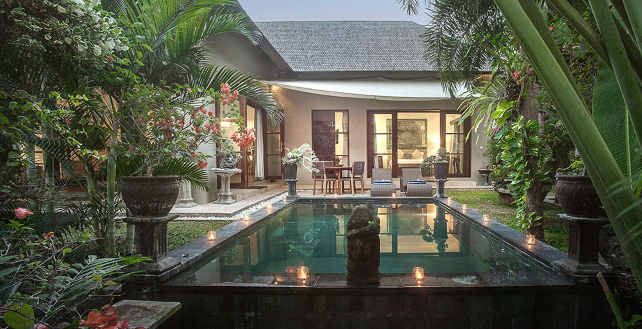 Chic Retreat: 5 BR Villa in Bali,2253