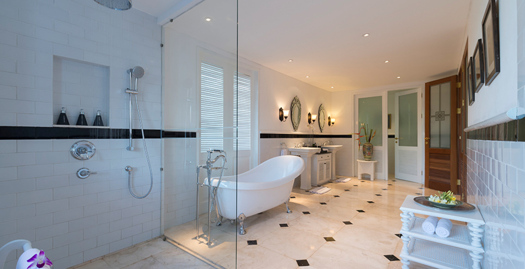 Your Holiday in Seminyak staying in a 5 Star Villa, Bali Villa 2128