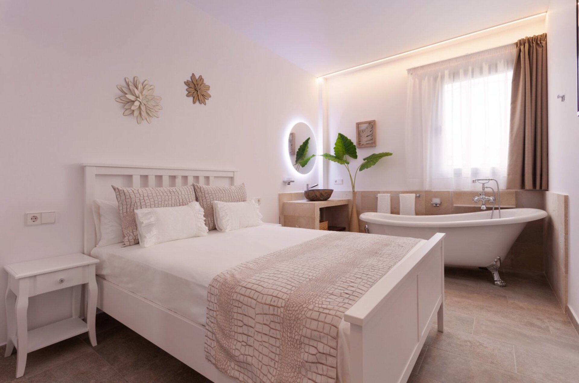 Exclusive Holiday Villa with Private Pool, Balearic Islands Villa 1481