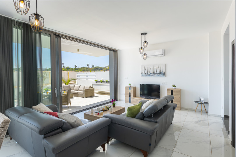 Luxury Modern 3 Bed Villa Near the Beach, Protaras Villa 1077